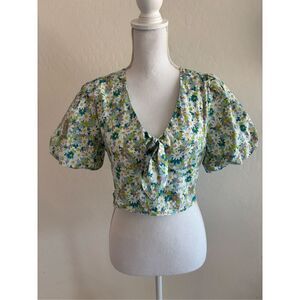 Milk & Honey Balloon Sleeve Crop Top